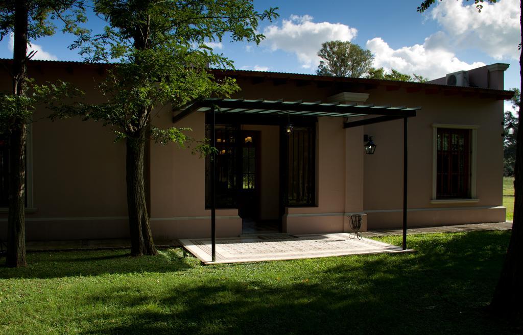 Estancia Monte Viejo บรันด์ซิน ภายนอก รูปภาพ